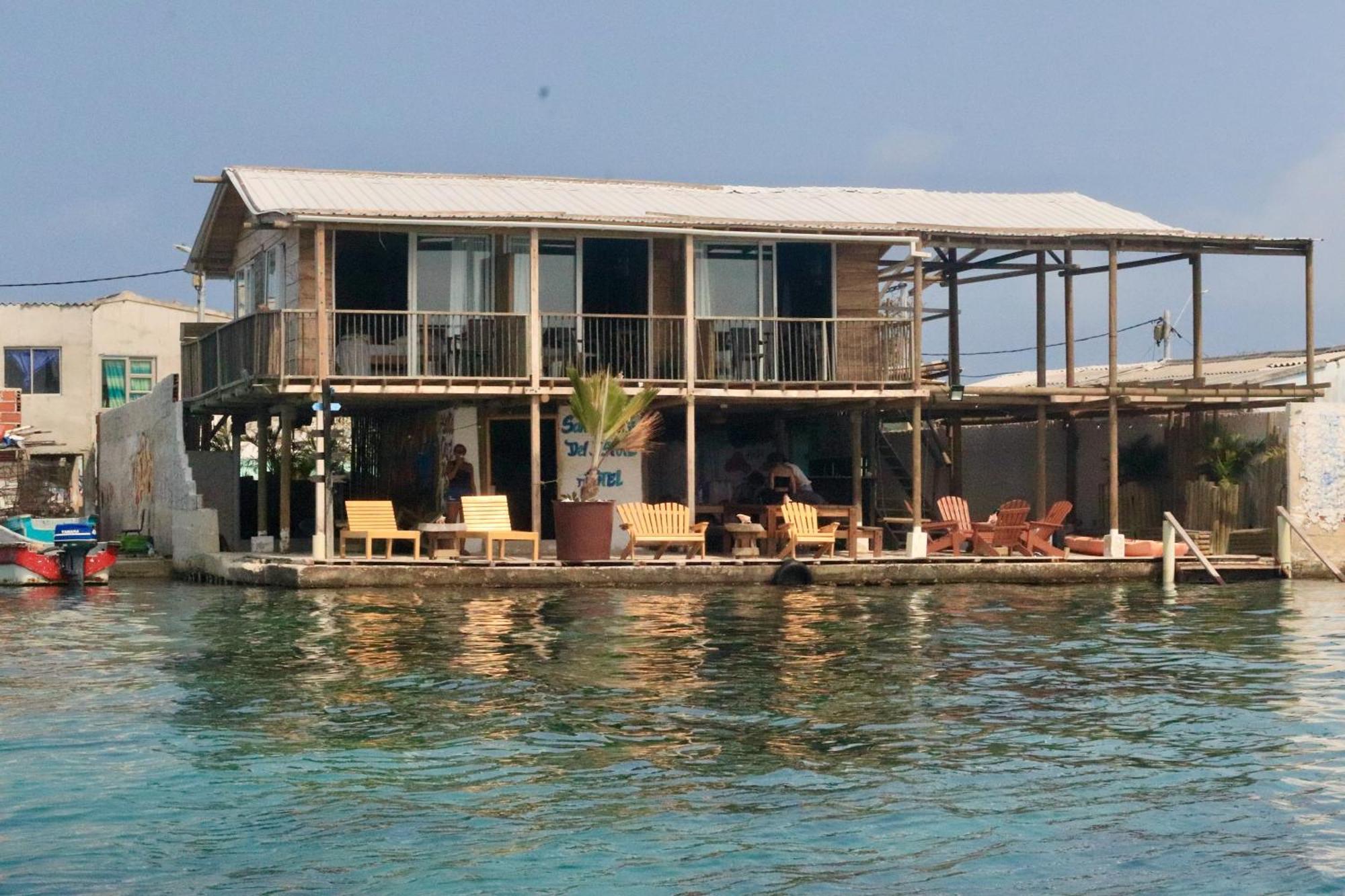 Hostel Santa Cruz Del Islote Extérieur photo